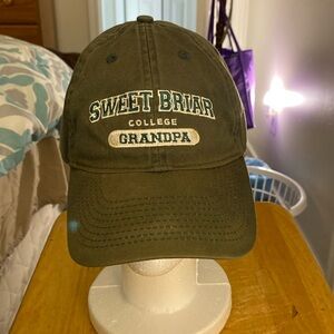 Sweet Briar College hat,, One Size Fit All,, Great Condition
